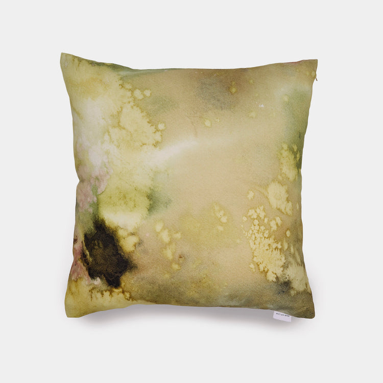 Meditations in Flora N.5 Pillow